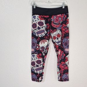 CVG Skulls & Roses Capris - M